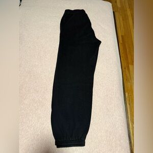 Aritzia Cozy Black Sweatfleece Top